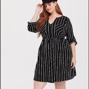 TORRID BLACK STRIPE CHALLIS SHIRT DRESS